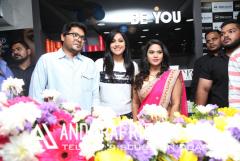 Rashmi Gautam Launches BE YOU Luxury Salon and Dental Studio